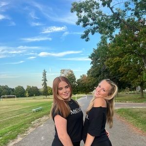 Meet your Posher, Charlotte